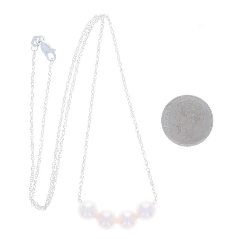 Collana a quattro pietre con perle coltivate in oro bianco da 17