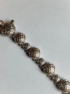 White Gold Decorative Chantecler Necklace