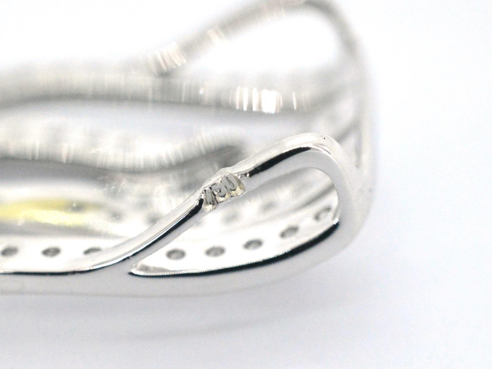Women's White Gold Design Pendant with White and Black Brilliant Diamonds