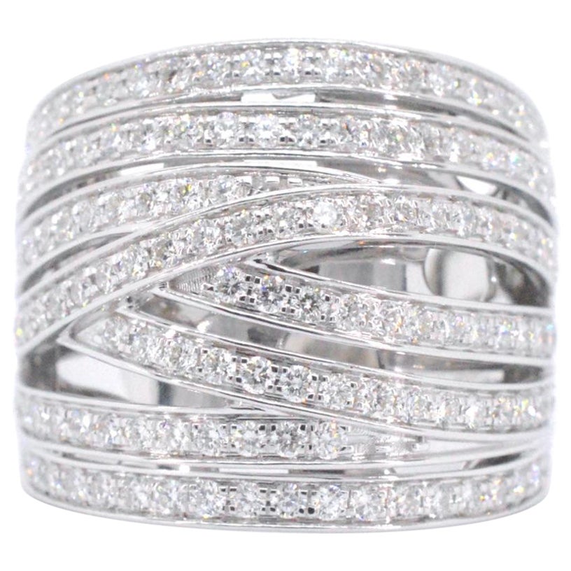 Bague en or blanc avec diamants brillants