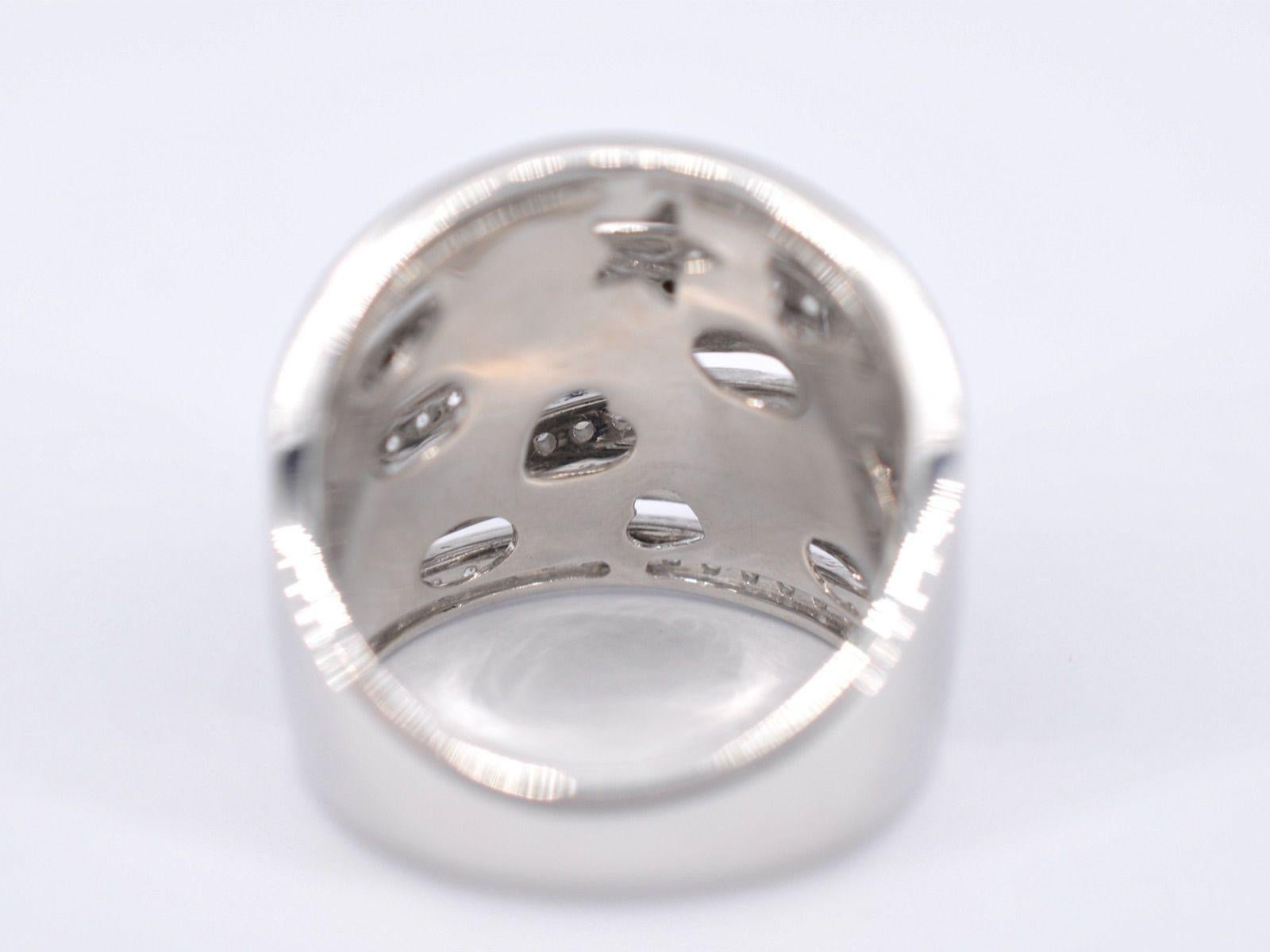 White Gold Design Ring with White and Black Brilliant Diamonds For Sale 1