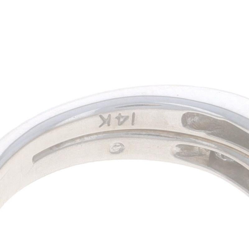 Anello di fidanzamento tutto in uno in oro bianco con diamante 14k Princess .86ctw in vendita 2