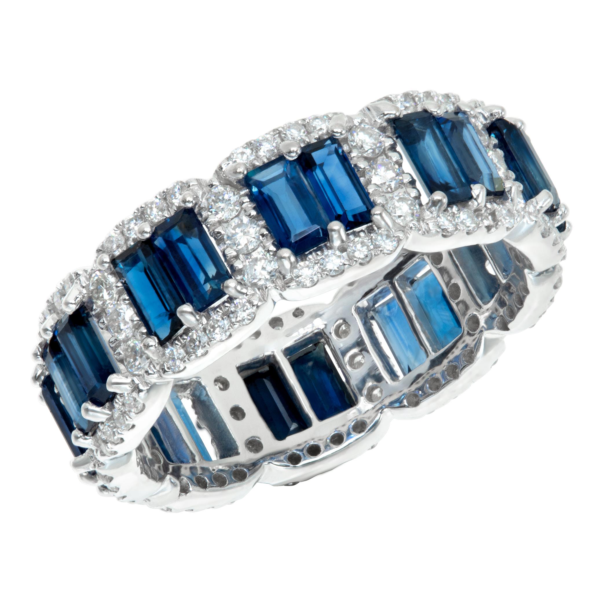 White gold diamond and sapphire eternity band In Excellent Condition For Sale In Surfside, FL