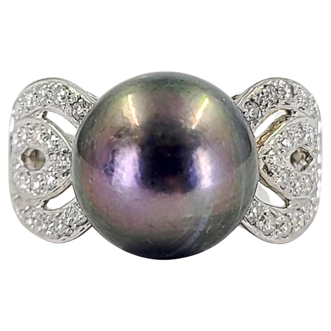 Anillo de Oro Blanco, Diamantes y Perla de Tahití