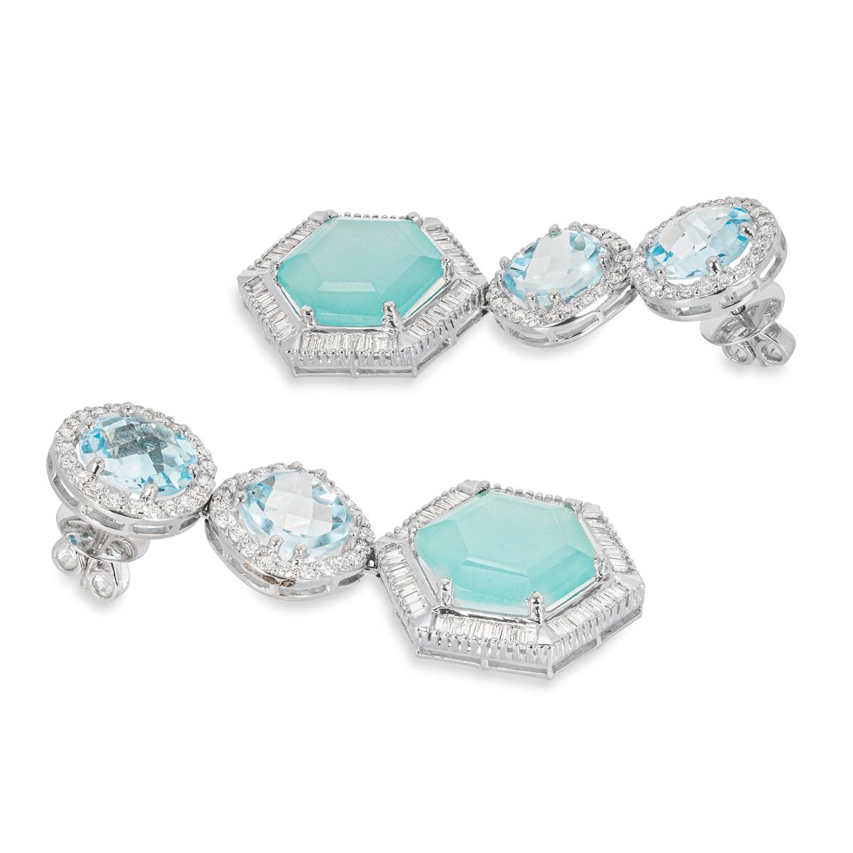 White Gold Diamond and Topaz Earrings In New Condition In London, GB