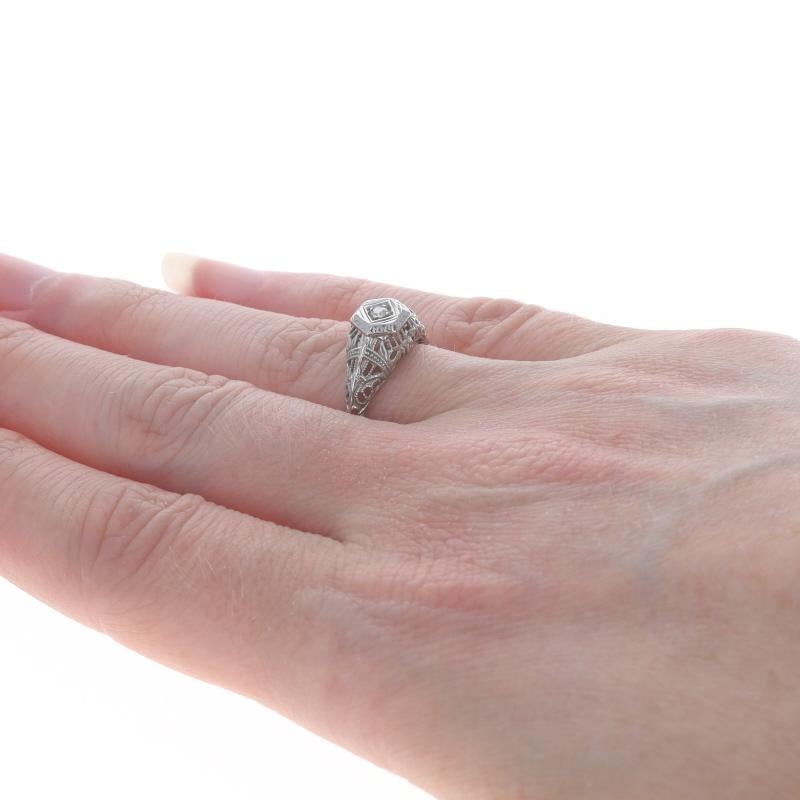 Bague solitaire Art déco en or blanc 18 carats filigrane, taille unique Pour femmes en vente