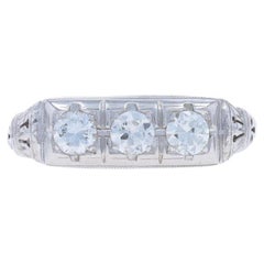 Weißgold Diamant Art Deco Drei-Stein-Verlobungsring - 18k Europäisch .51ctw