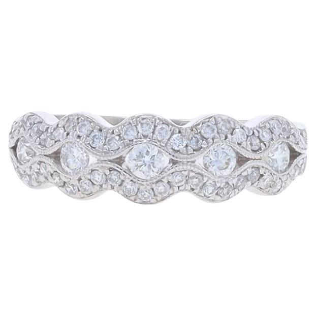 Anillo de oro blanco 14k brillante redondo .65ctw festón onda cinco piedras