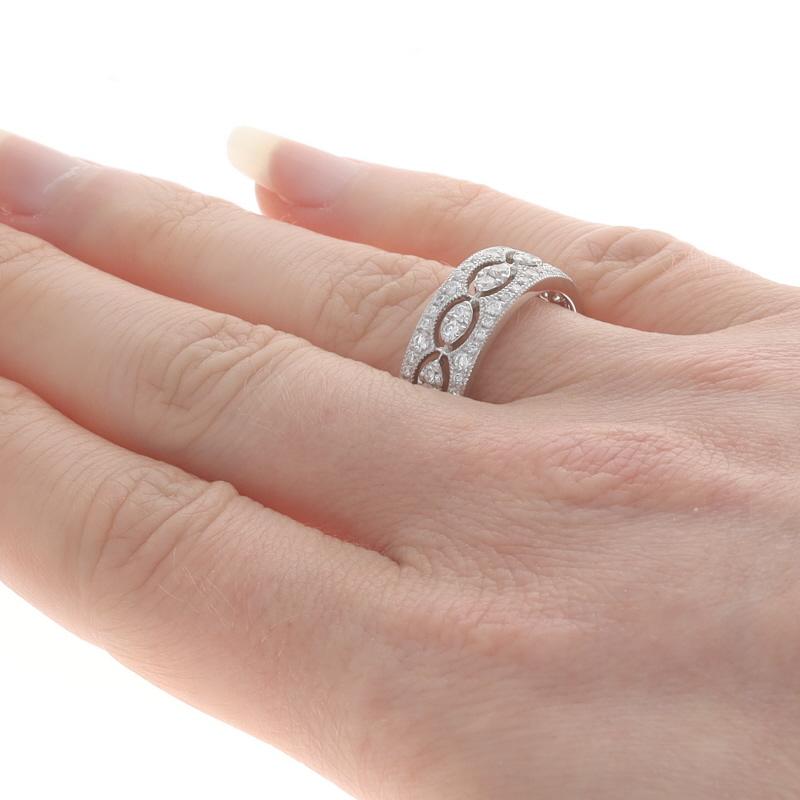 White Gold Diamond Band - 18k Round Brilliant 1.00ctw Milgrain Wedding Ring In Excellent Condition For Sale In Greensboro, NC