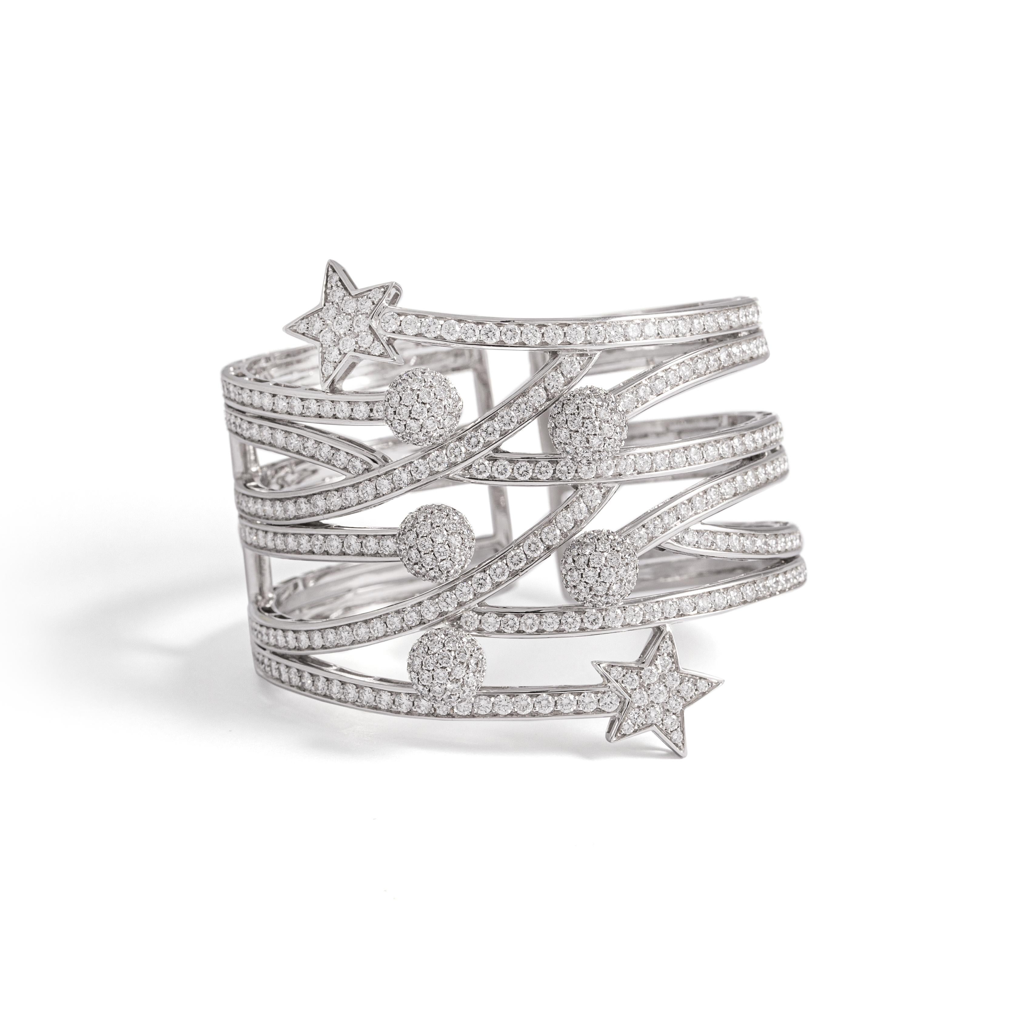 Contemporain Bracelet jonc en or blanc et diamants en vente
