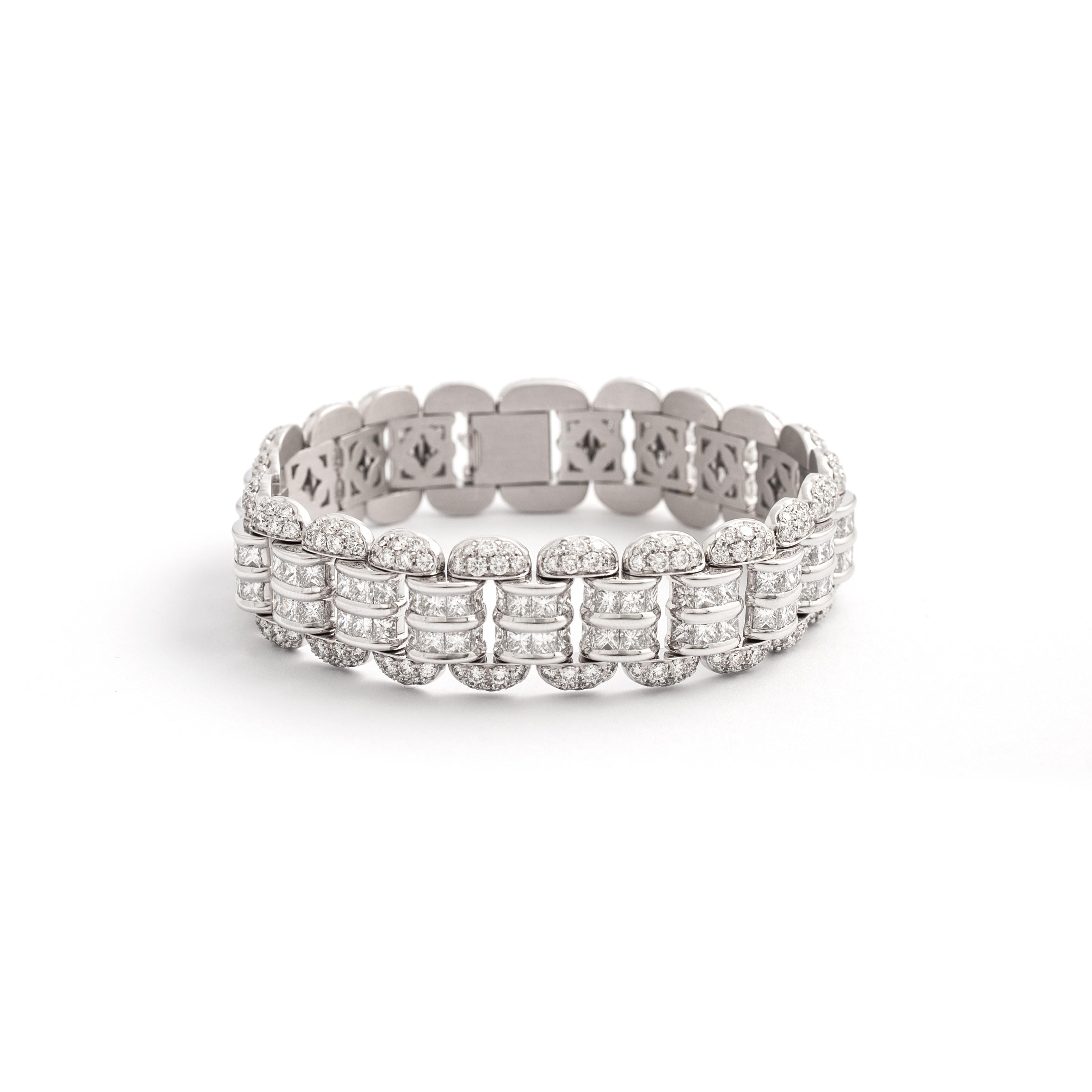 Princess Cut White Gold Diamond Bracelet For Sale