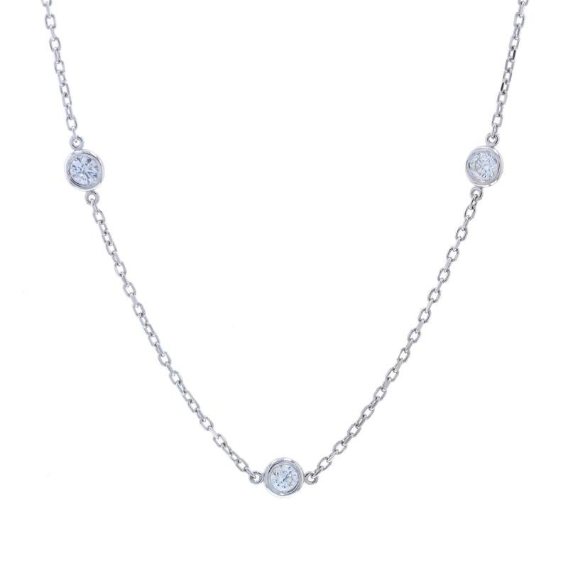 Contenu métallique : Or blanc 14k

Informations sur les pierres

Diamants naturels
Carat(s) : 1.07ctw
Coupe : Brillant rond
Couleur : H - I
Clarté : SI2 - I1

Total des carats : 1.07ctw

Style de chaîne : Câble taillé en diamant
Style du collier :