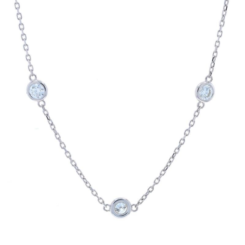 Contenu métallique : Or blanc 14k

Informations sur les pierres

Diamants naturels
Carat(s) : 1.94ctw
Coupe : Brillant rond
Couleur : H - I
Clarté : SI2 - SI1

Total des carats : 1.94ctw

Style de chaîne : Câble taillé en diamant
Style du collier :