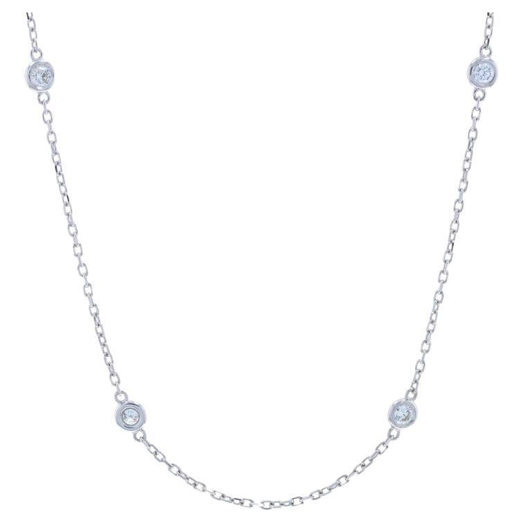 Collana di diamanti in oro bianco da 18" 14k a brillante rotondo da .56ctw in vendita