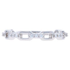 Anello con catena di diamanti in oro bianco 14k a brillante rotondo da 0,15 ct.