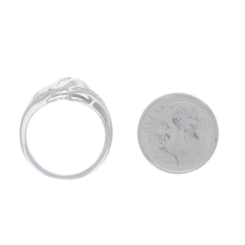 Weißgold Diamant-Cluster- Bypass-Ring aus Weißgold - 10k Einzelschliff & Baguette .10ctw im Angebot 1