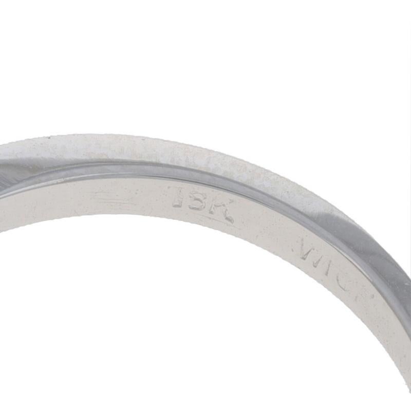 Diamant-Cluster- Bypass-Ring aus Weißgold mit Bypass - 18k rund .55ctw GIA im Angebot 1