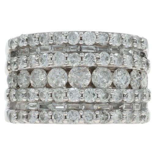 Weißgold Diamant-Cluster-Cocktailband - 14k Runde 
Baguette 5,00ctw Ring im Angebot