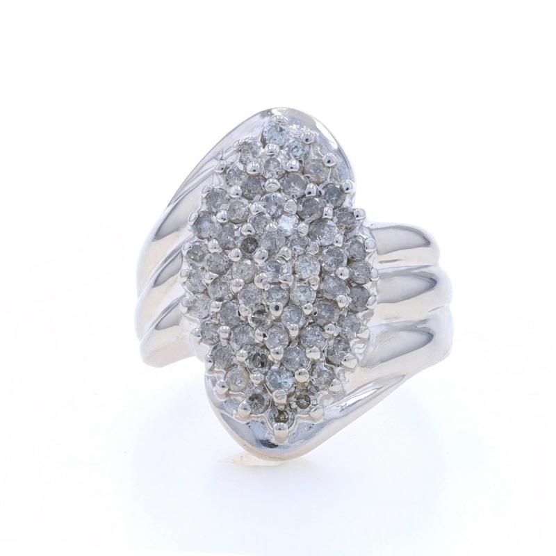 Dimensione: 7
Tassa sulle taglie: Aumento di 3 taglie per $35 o Diminuzione di 1 taglia e mezza per $35

Contenuto del metallo: Oro bianco 10k

Informazioni su A. Stone

Diamanti naturali
Carati: 1.00ctw
Taglio: Rotondo brillante
Colore: I -