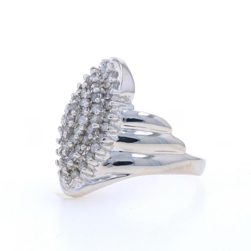 Anello bypass con cluster di diamanti in oro bianco - 10k Brilliante rotondo 1.00ctw In condizioni ottime in vendita a Greensboro, NC