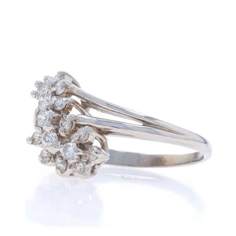 Anello bypass con cluster di diamanti in oro bianco - 14k rotondo 1/3ctw a cascata In condizioni ottime in vendita a Greensboro, NC