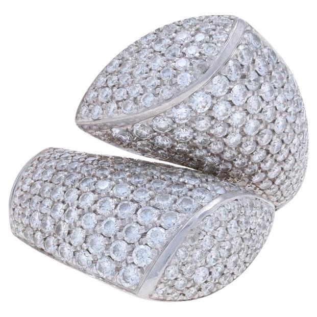 Weißgold Diamant-Cluster-Cocktail-Bypass-Ring - 18k Rd 4,00ctw Pave SZ 8 3/4 im Angebot