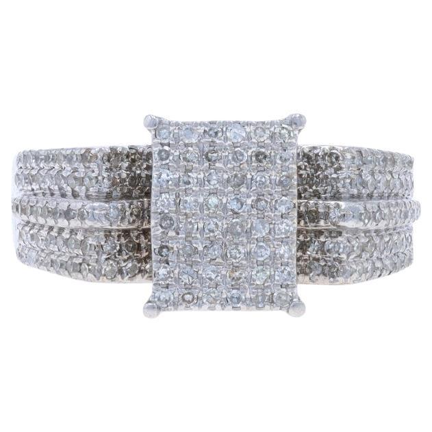Bague cocktail en or blanc avec diamants 10k Single 1.00ctw Pave en vente
