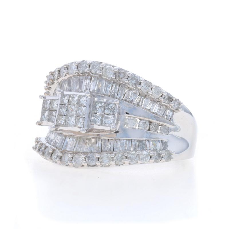 White Gold Diamond Cluster Cocktail Ring 14k Princess Baguette Round 2.00ctw en Excelente estado para la venta en Greensboro, NC