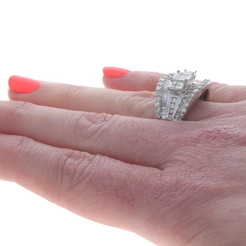 De las mujeres White Gold Diamond Cluster Cocktail Ring 14k Princess Baguette Round 2.00ctw en venta