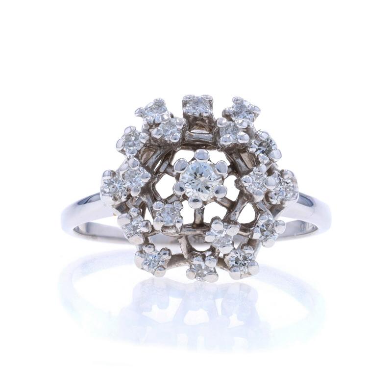 Größe: 8 1/4
Gebühr für Größenanpassung: Up 3 Größen für $35 oder Down 2 Größen für $35

Metall Inhalt: 14k Weißgold

Informationen zu Stein

Natürliche Diamanten
Karat(e): .38ctw
Schliff: Runder Brillant
Farbe: G - H
Klarheit: SI2 - I1

Karat
