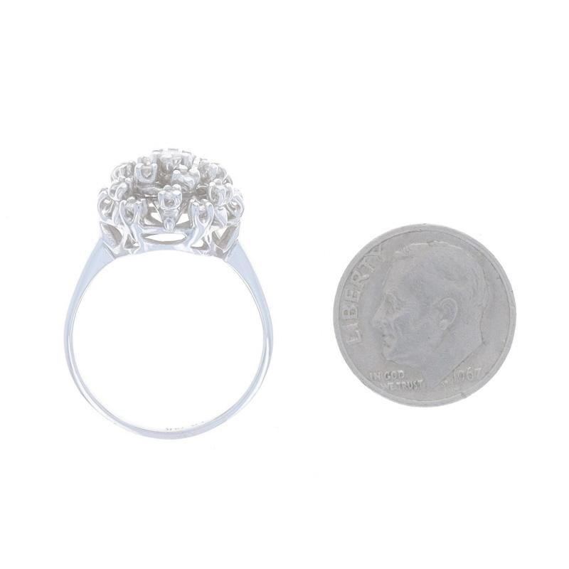Weißgold Diamant-Cluster-Cocktail-Ring - 14k Runde Brillant .38ctw Snowflake im Angebot 1