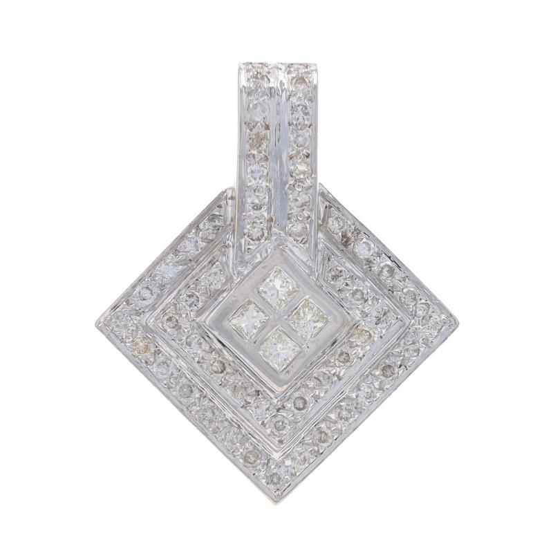 Contenuto del metallo: Oro bianco 14k

Informazioni su A. Stone

Diamanti naturali
Carati: 1/2ctw
Taglio: Principessa e tondo brillante
Colore: H. - I. - J.
Chiarezza: SI2 - I1

Carati totali: 1/2ctw

Stile: Doppio alone a grappolo

Misure

Altezza