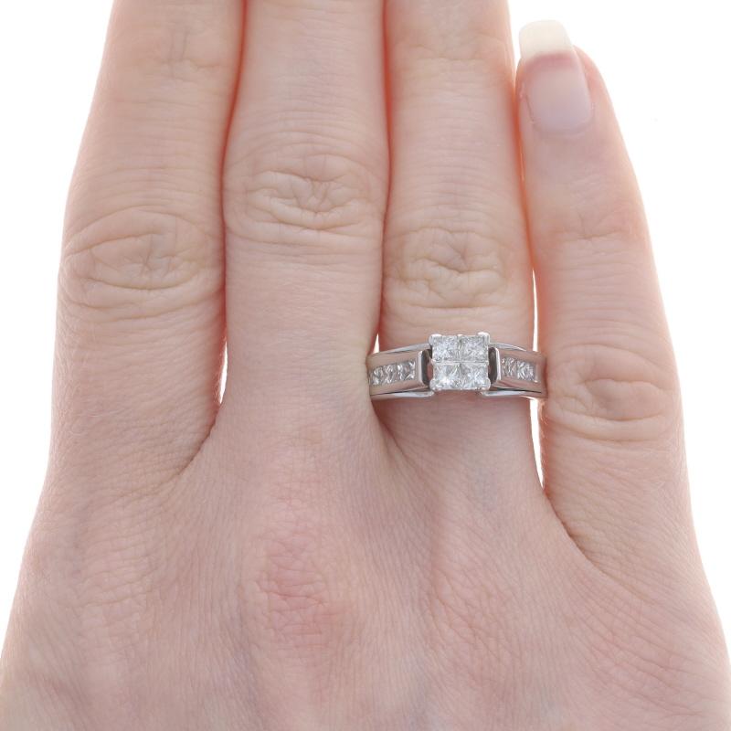 Anillo de compromiso de oro blanco con racimo de diamantes - 14k Princesa 1.00ctw Corte princesa en venta