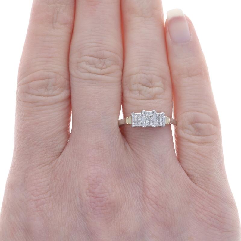 Princess Cut White Gold Diamond Cluster Engagement Ring - 14k Princess .25ctw Size 5 3/4 For Sale