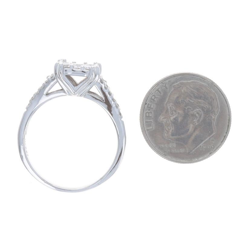 Anello di fidanzamento a grappolo di diamanti in oro bianco - 14k Brilliante rotondo 1,00ctw in vendita 1