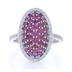 Bague de cocktail en or blanc avec grappe de diamants et halo - 14k Round Brilliant 1.70ctw
