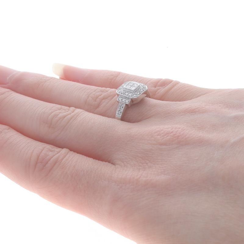 Verlobungsring aus Weißgold mit Diamant-Cluster-Halo-Ring, 10k Prinzessin und Einzelschliff .30ctw, Diamant Damen
