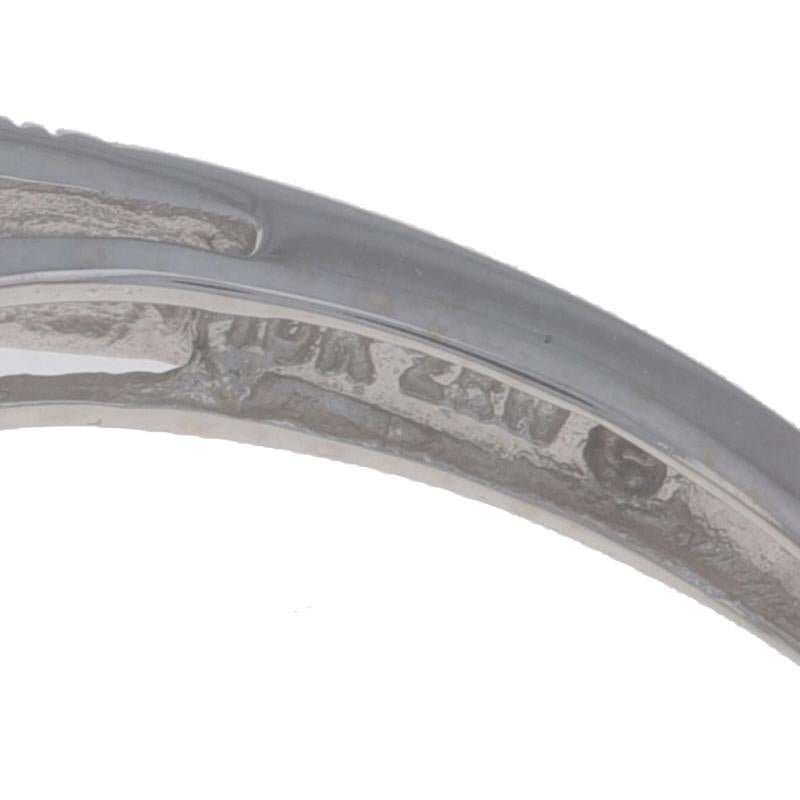 Verlobungsring aus Weißgold mit Diamant-Cluster-Halo-Ring - 10k rund .25ctw Milgrain 2