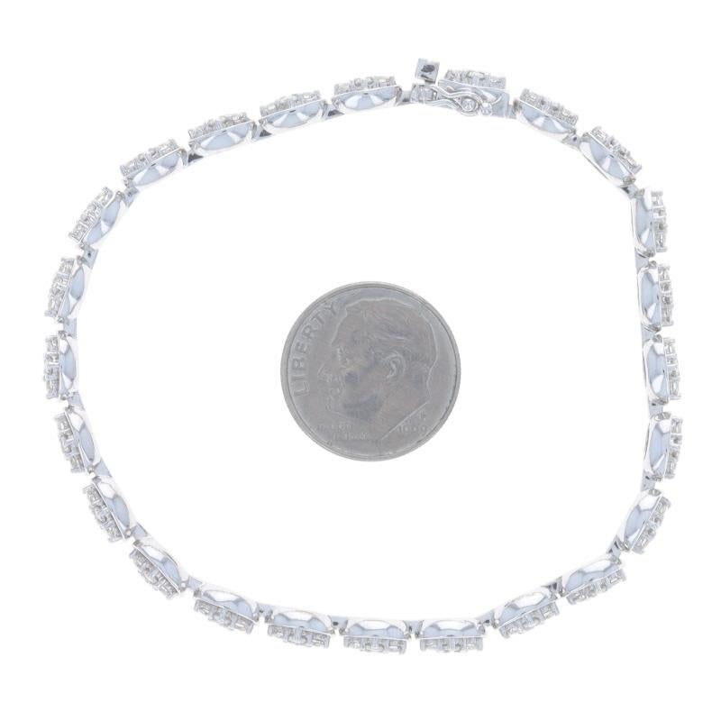 De las mujeres Pulsera de eslabones con racimo de diamantes de oro blanco 7