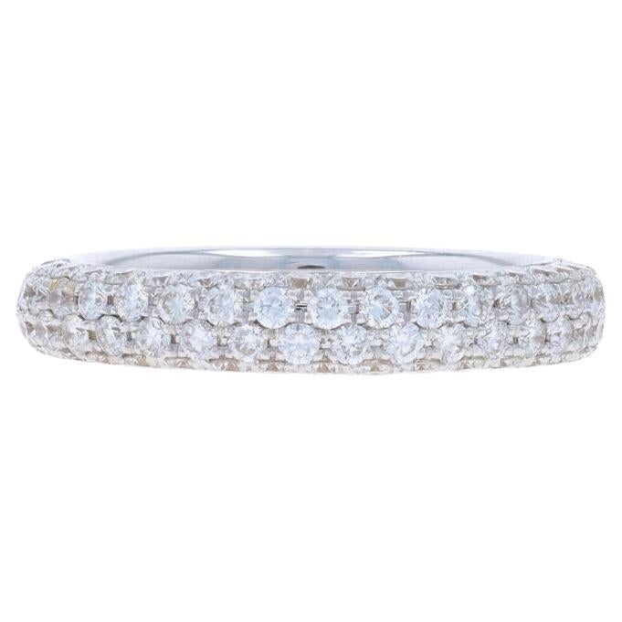 Bague en or blanc avec pavé de diamants 18k Round Brilliant .91ctw Comfort Fit Ring