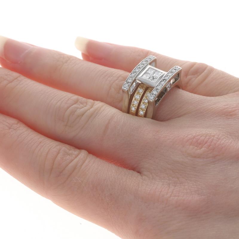Weißgold Diamant Cluster Ring - 18k Prinzessin & Runde Brillant .80ctw im Zustand „Hervorragend“ im Angebot in Greensboro, NC