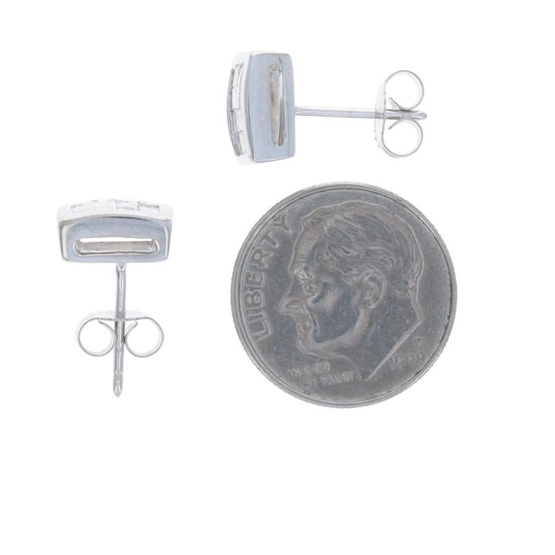 White Gold Diamond Cluster Stud Cluster Earrings - 14k Princess 1.50ctw In condizioni ottime in vendita a Greensboro, NC