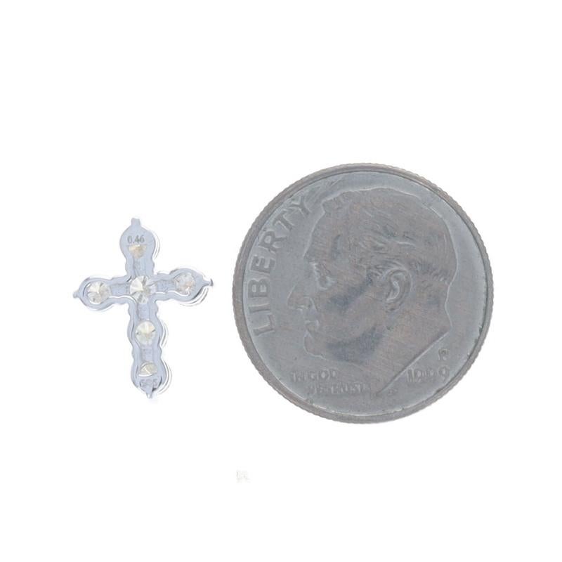 Weißgold Diamant Kreuz Anhänger 14k Runde Brillant .46ctw Faith im Zustand „Neu“ im Angebot in Greensboro, NC
