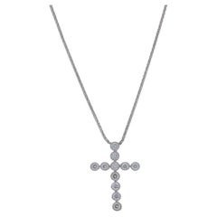 Collana con ciondolo a croce in oro bianco da 20" - 14k Round .50ctw Faith Milgrain