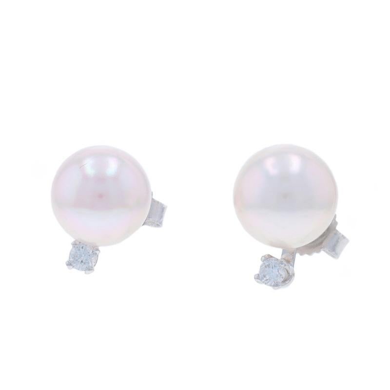 Donna Orecchini con perle d'acqua dolce coltivate in oro bianco e diamanti 14k con foro rotondo in vendita
