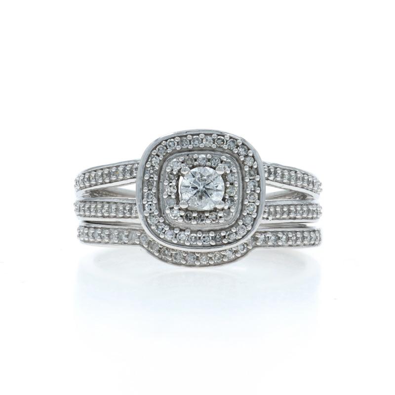 Dimensione: 6 1/2
Costo della taglia: Up & Up 2 taglie per $70 o Down 1 taglia per $50

Contenuto del metallo: Oro bianco 10k

Informazioni su A. Stone

Diamanti naturali
Carati: .50ctw
Taglio: Brilliante rotondo (centro) e singolo (accenti)
Colore: