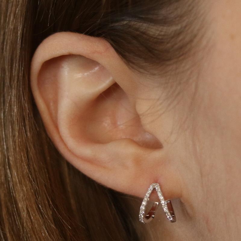 White Gold Diamond Double Huggie Hoop Earrings - 14k Round Brilliant .26ctw In New Condition For Sale In Greensboro, NC