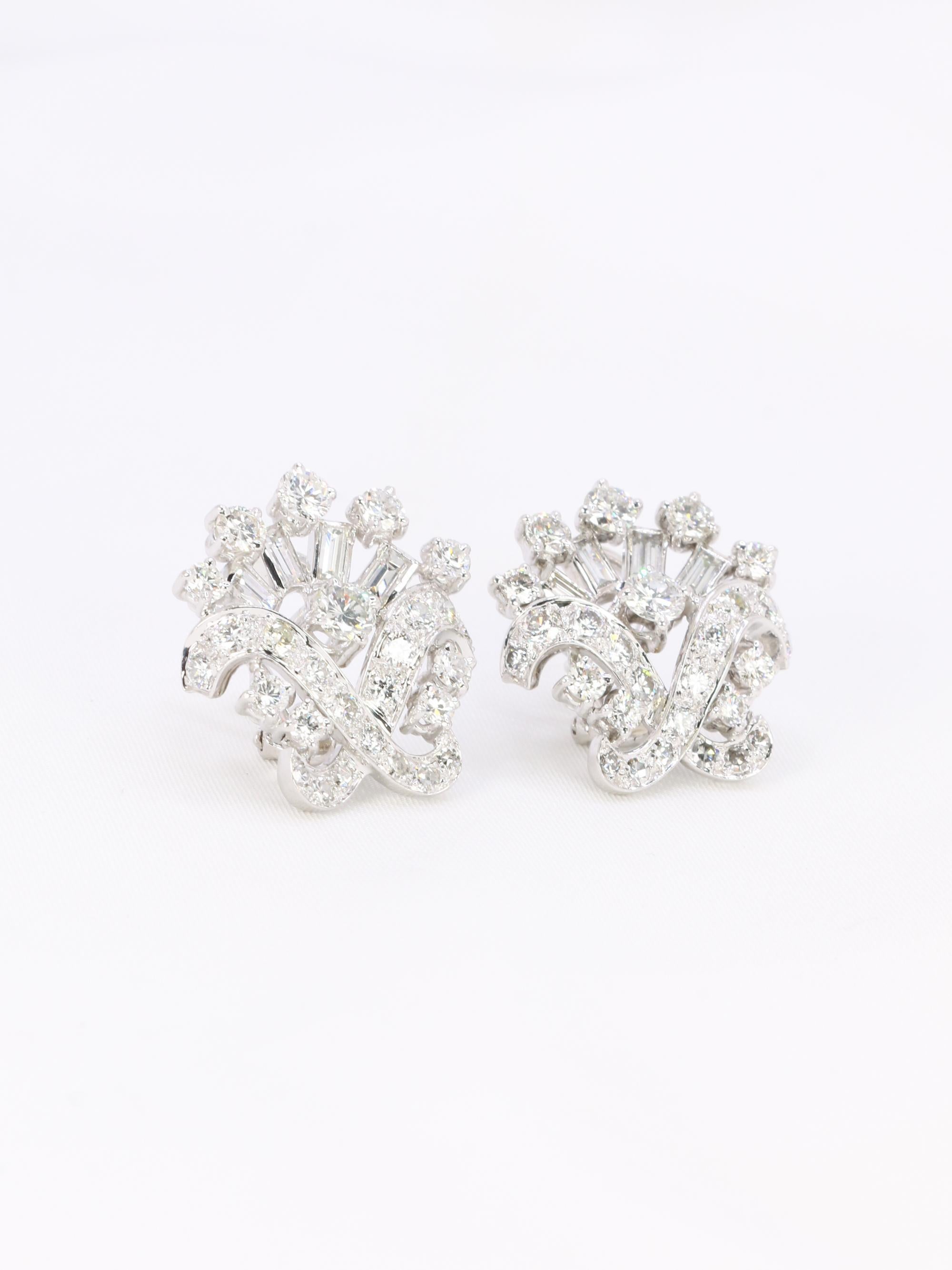 White Gold Diamond Drop Earrings 4.5 Carats For Sale 2