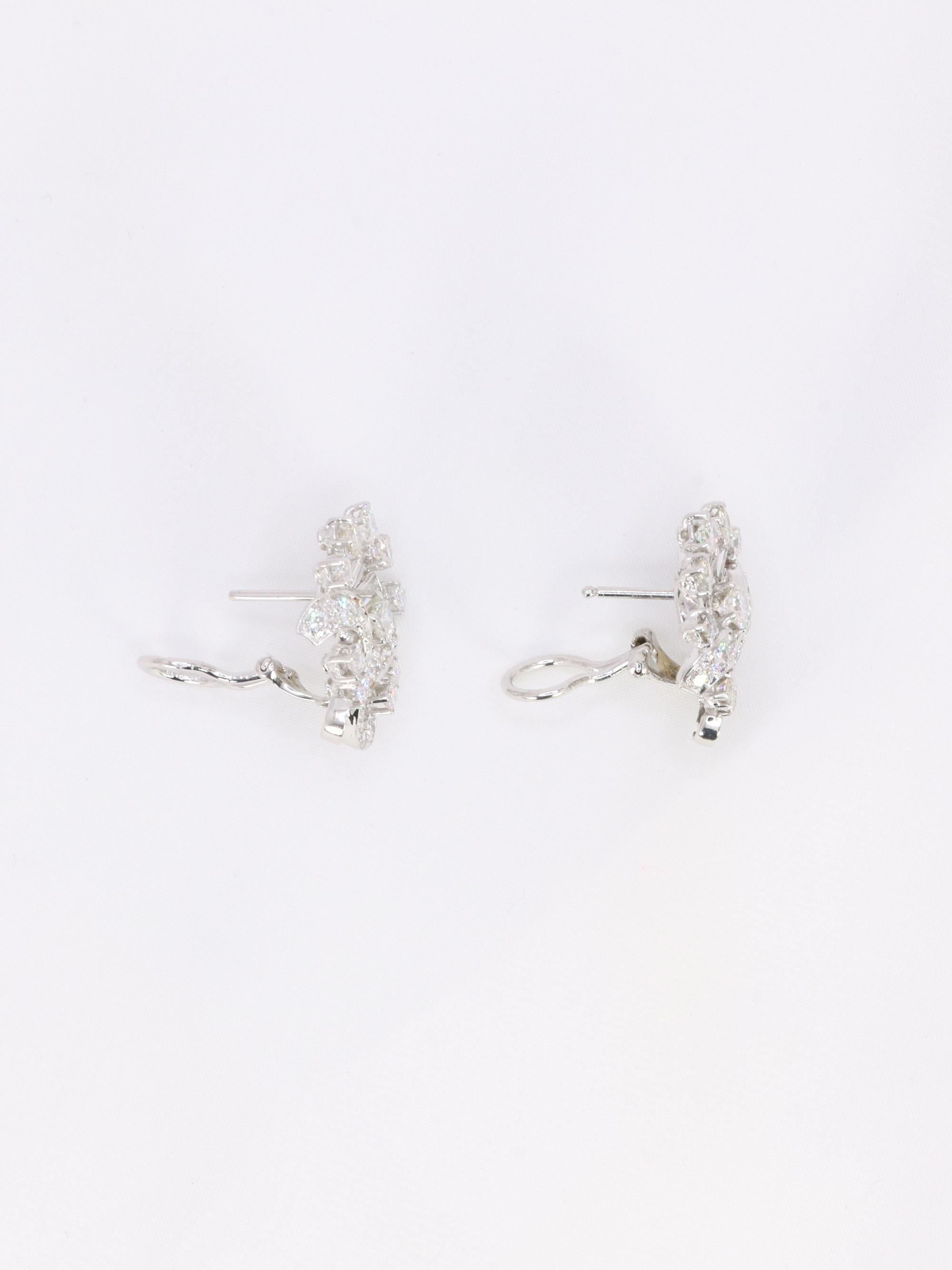 White Gold Diamond Drop Earrings 4.5 Carats For Sale 3