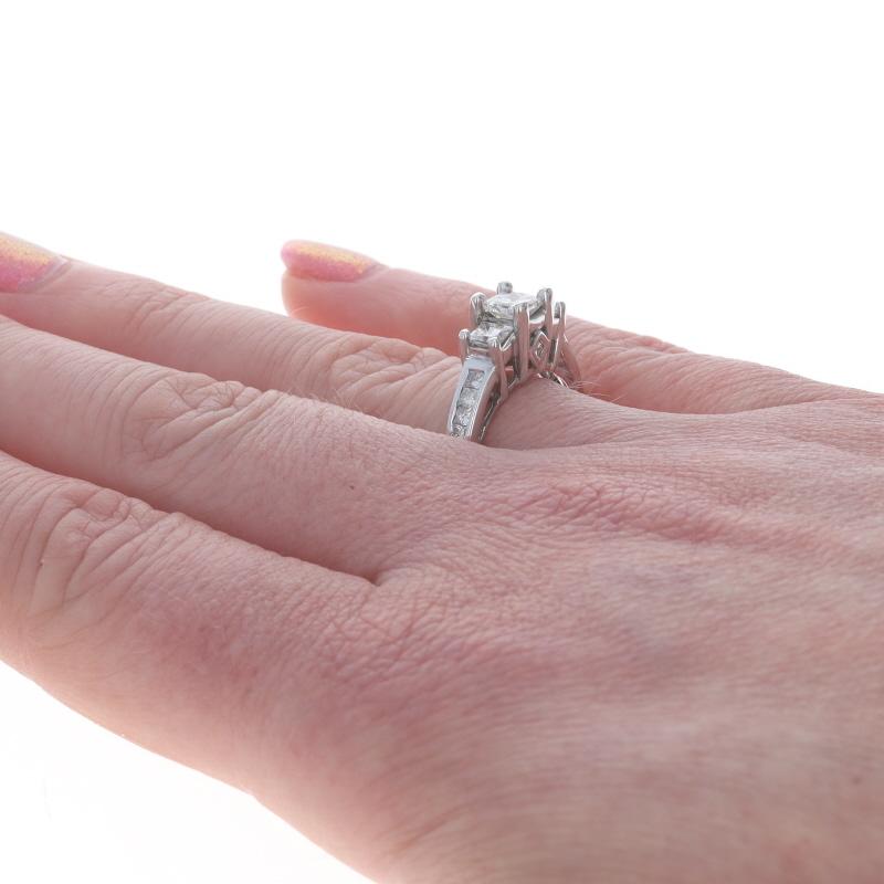 De las mujeres Anillo de compromiso de diamantes de oro blanco - 14k Princesa 1,50ctw en venta